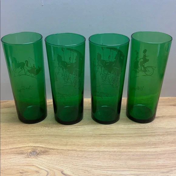 1950’s Anchor Hocking Green Gay Nineties Glasses - Picture 2 of 3